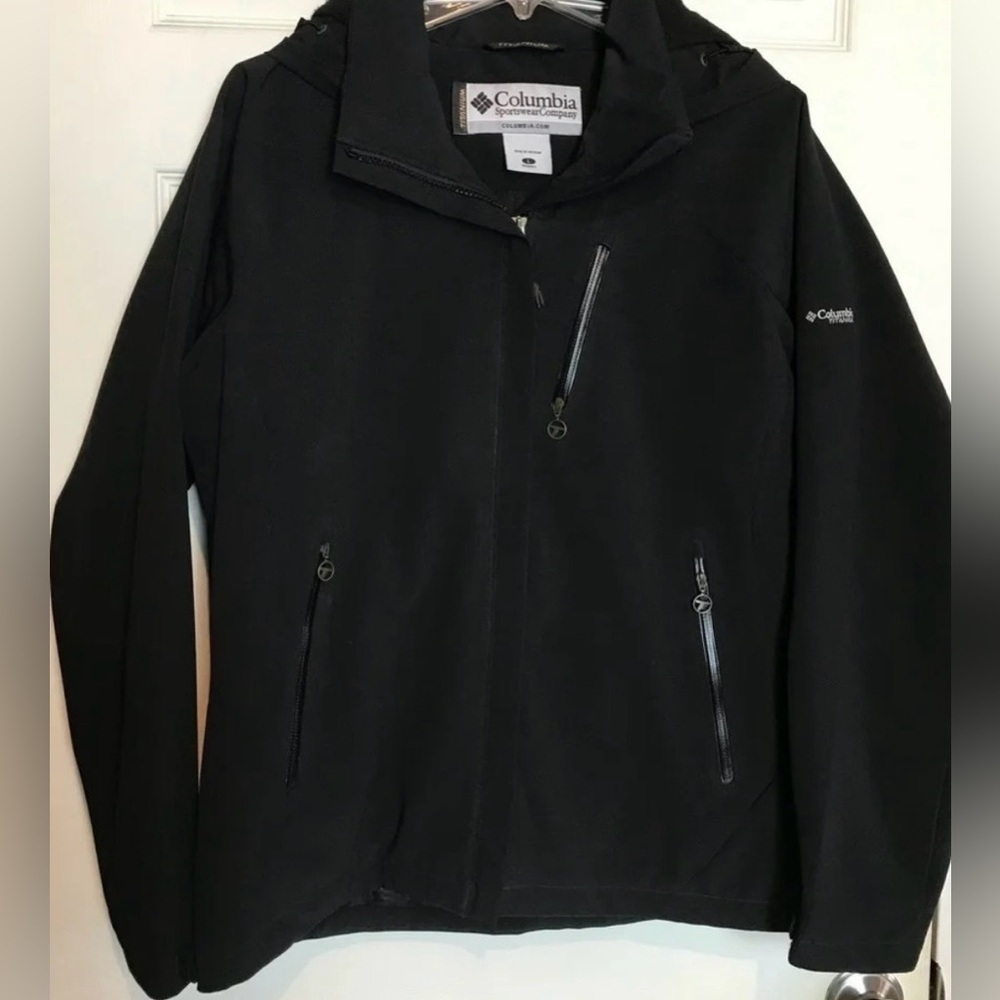 Columbia Women’s Large Soft Shell Heavy Jacket Black Ski Snowboard NWOT